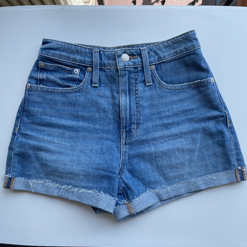 Madewell Curvy High Rise Denim Shorts 25